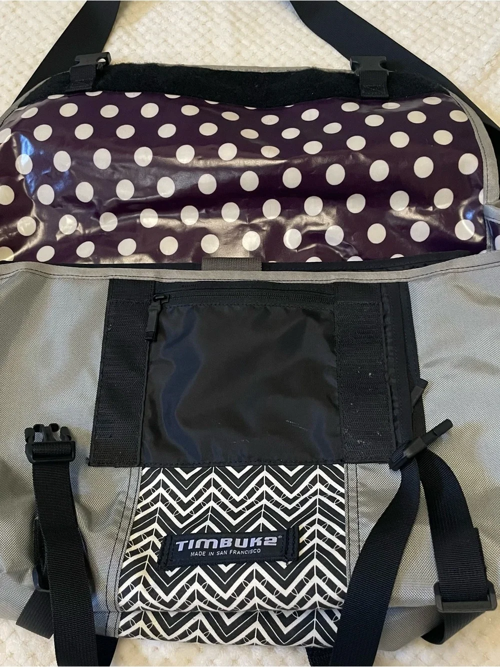 Timbuk2 classic messenger